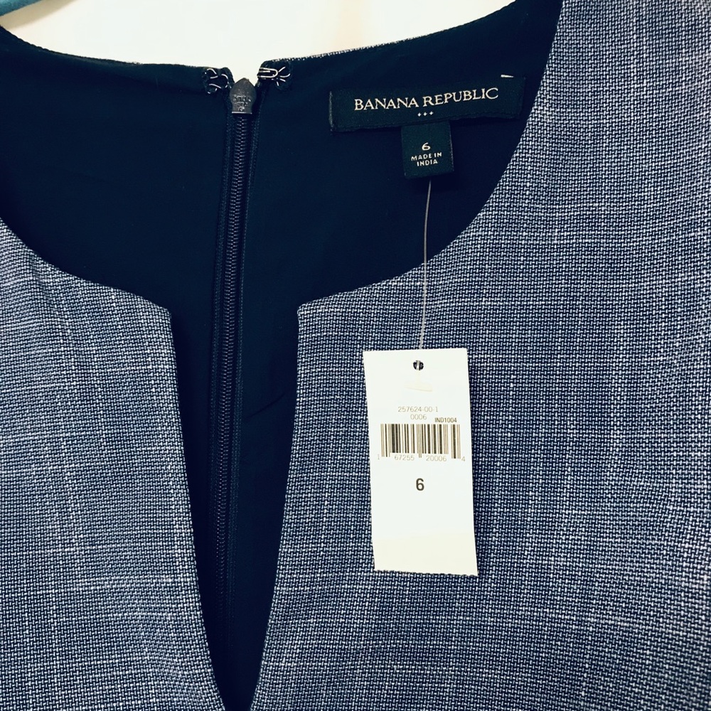 Banana Republic split neck dress